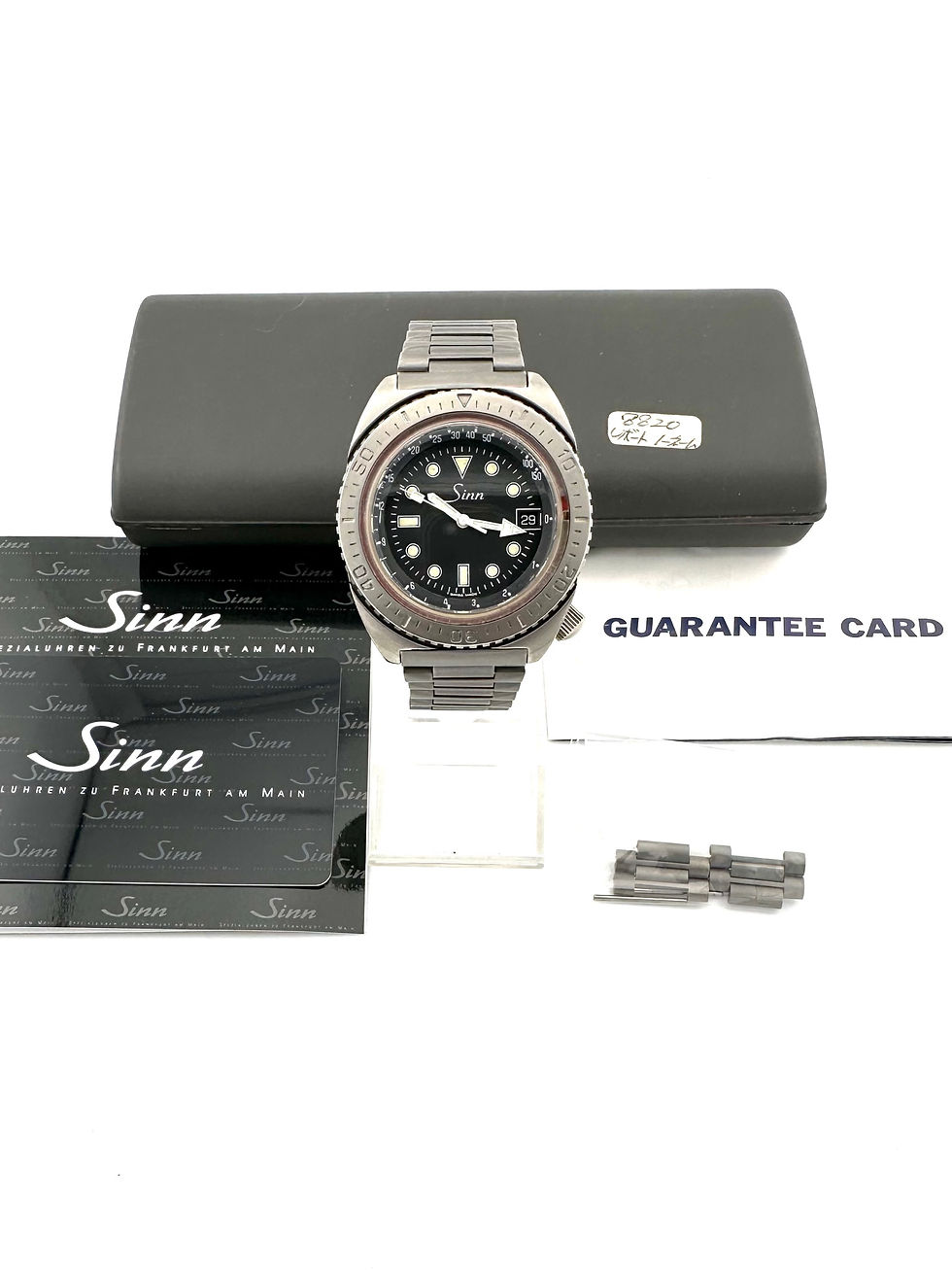 サムネイル： SINN 8820 U-BOAT