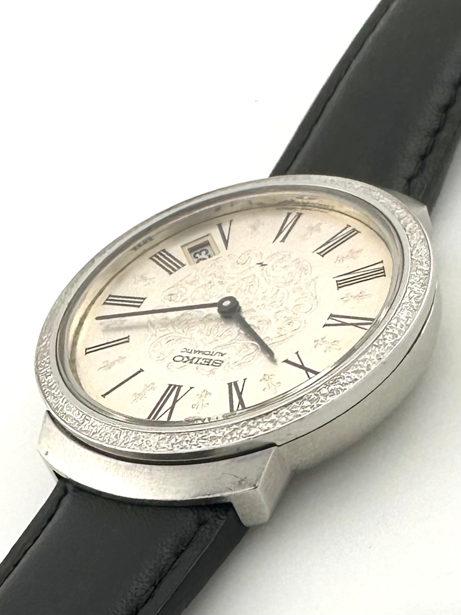 Thumbnail: SEIKO 2418-0010 シャリオ