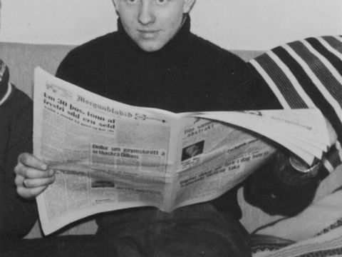 Morgunblaðið. icelanders abroad can read icelandic news in English via Iceland Monitor.