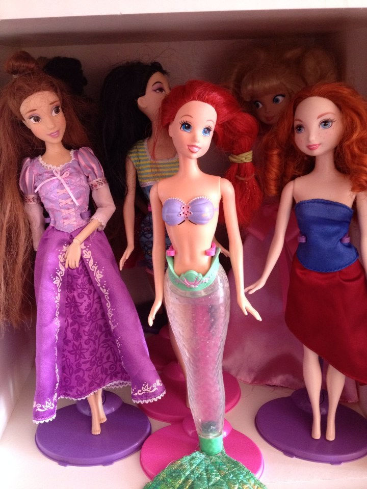 Thumbnail: Suportes Bonecas  Frozen, Barbie, Monster High..FG
