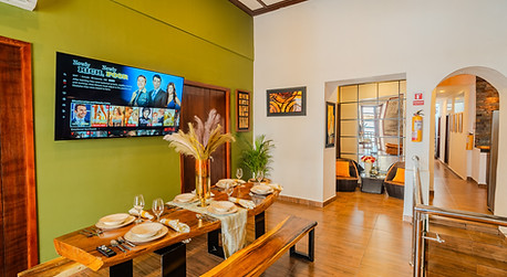 Living Area 3.jpg