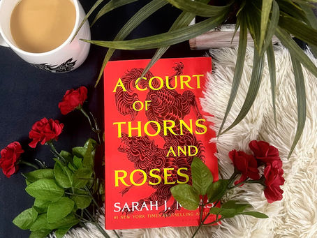 Book Review: A Court of Thorns and Roses by Sarah J. Maas