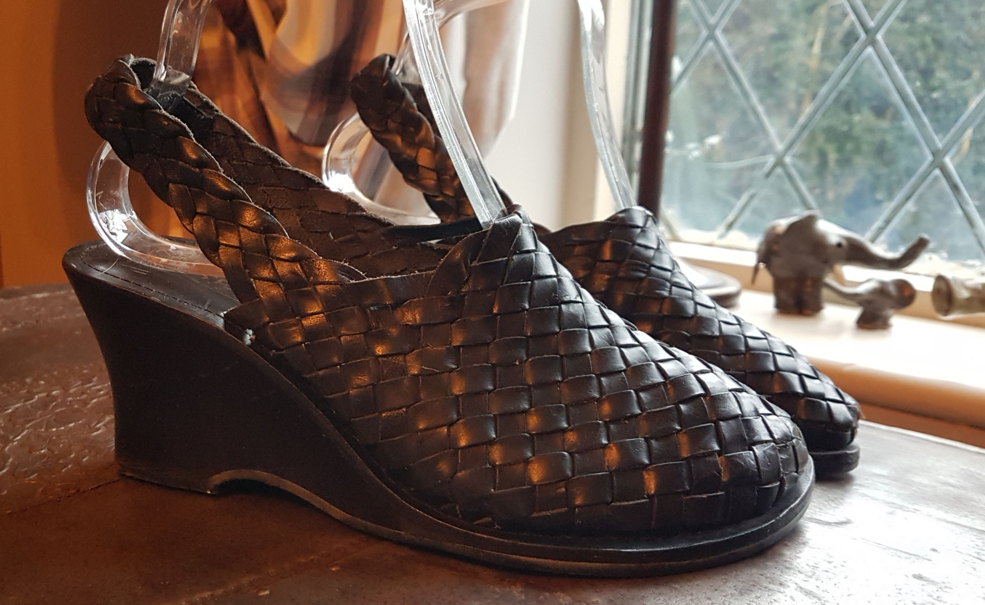 SPOT ON BLACK WOVEN LEATHER WEDGE HEEL SHOES, SIZE 6