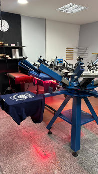 Serigrafia y Estampados Panamá de uniformes, uniformes deportivos, termos, camisetas, camisas, carnets, bolsas, articulos promocionales
