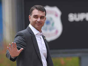 Flávio Bolsonaro e o Plano "Para o Brasil Vencer o Atraso": Corte de Estado ou Realocação de Estado?
