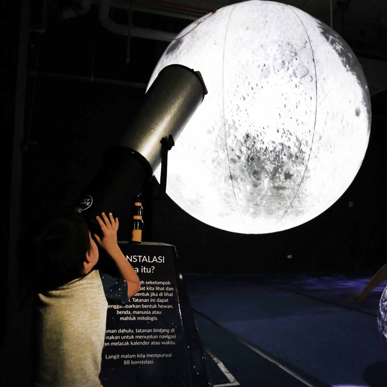 Star Gazing Telescope