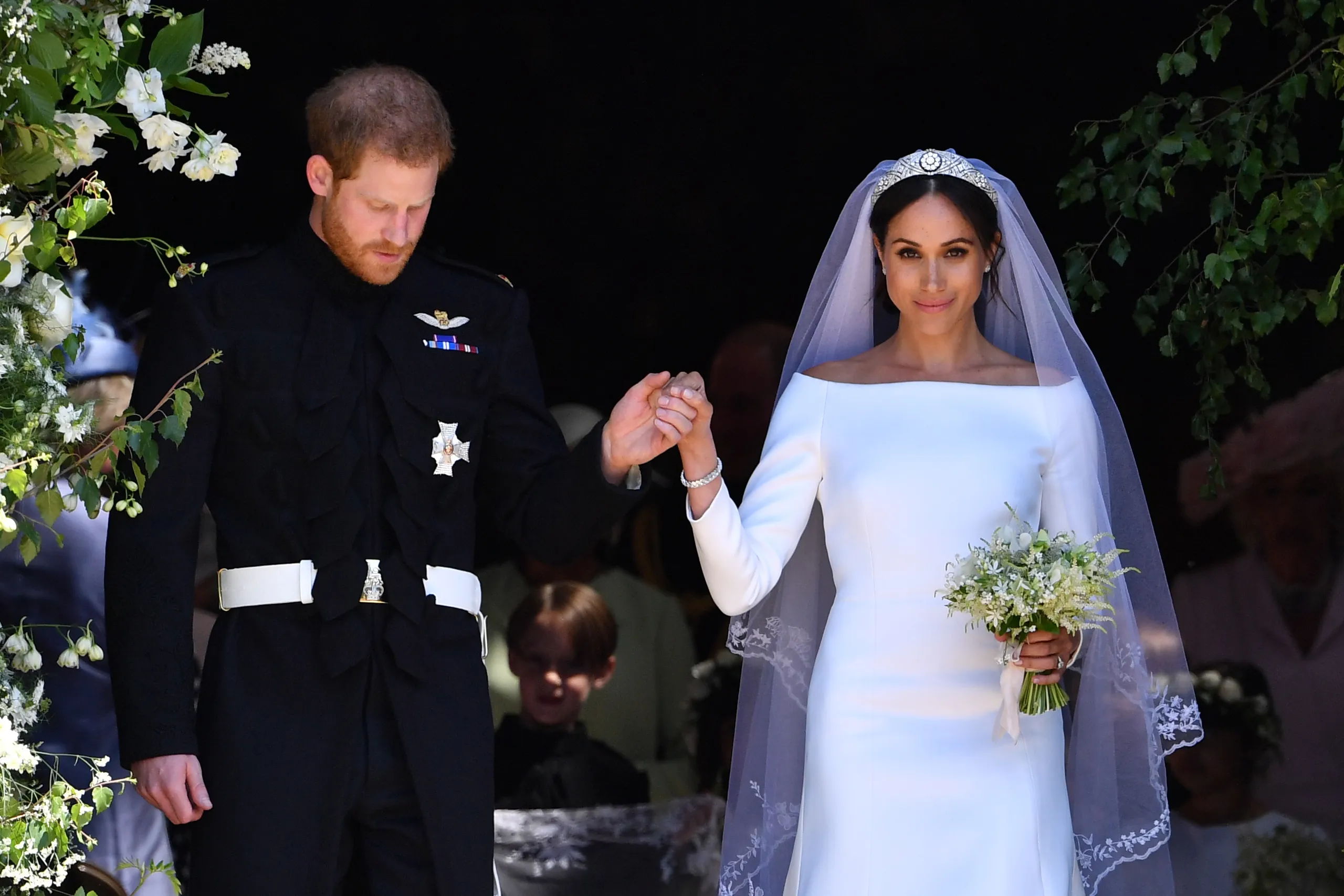 Amal clooney clearance harry wedding dress