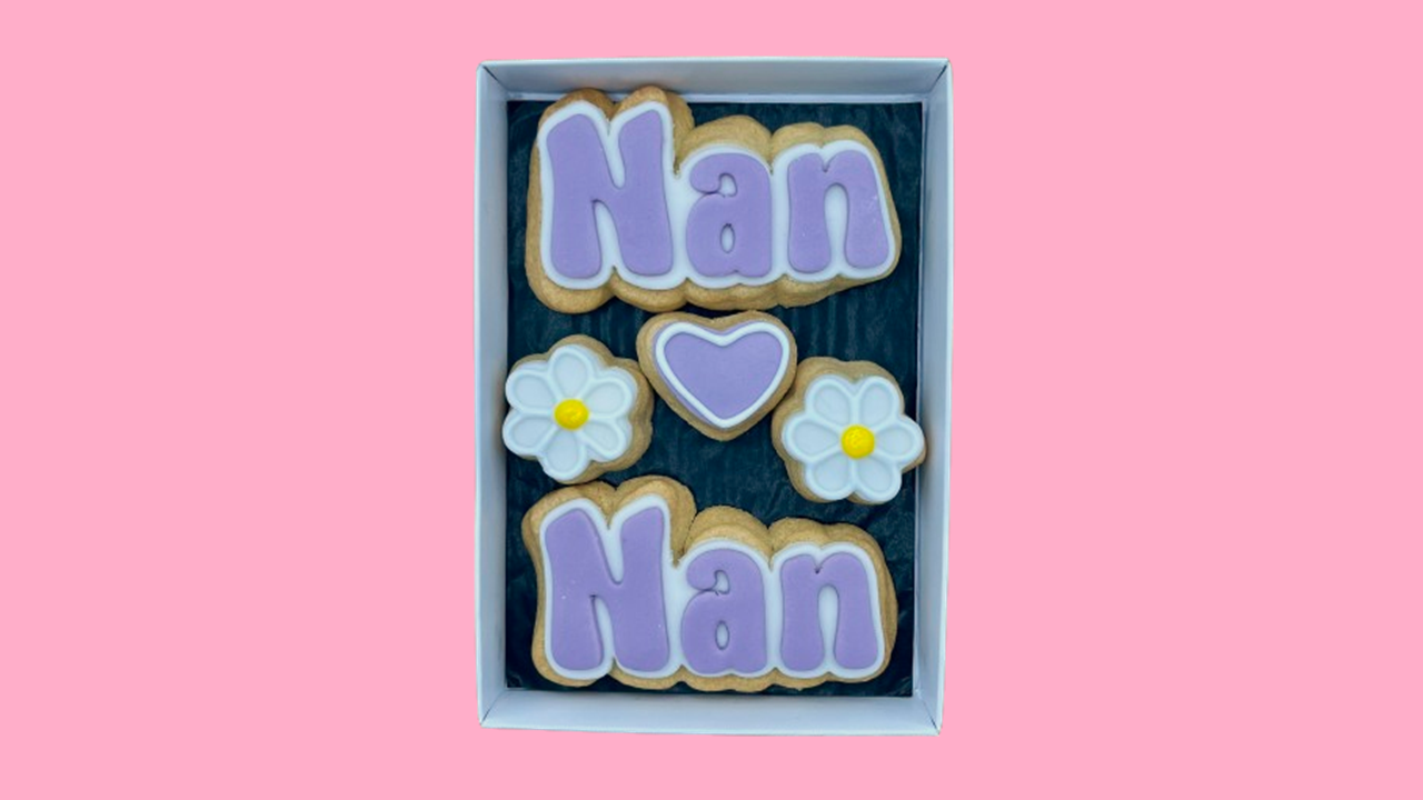 Retro Nan Box - Luxury Novelty Handmade Biscuit