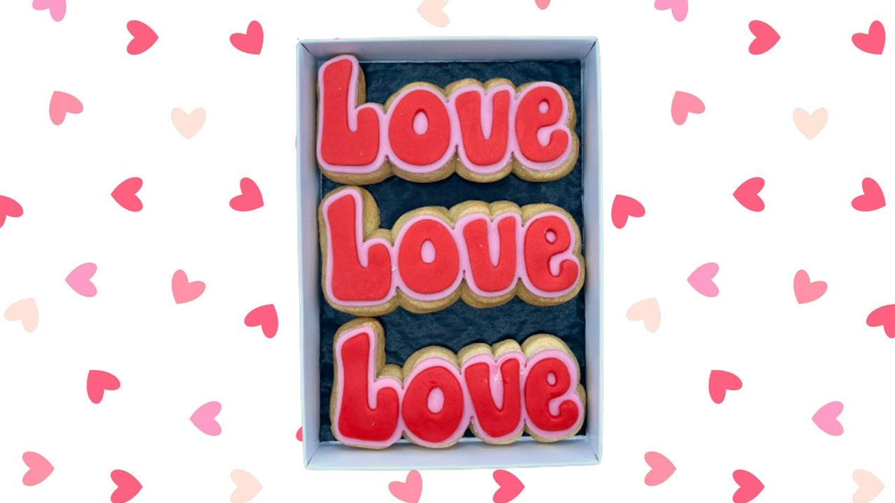 Retro Love Box - Luxury Novelty Handmade Biscuits