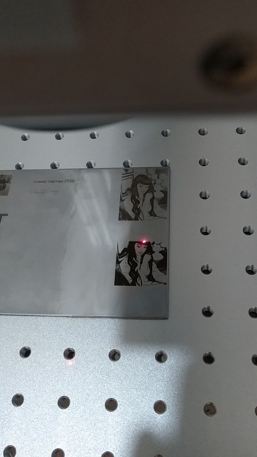 Прев'ю: Волоконний лазерний маркер 50 w JPT 100*100mm  з автофокусом SKALA