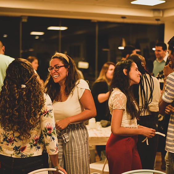 LIVING: Social Night (por confirmar)