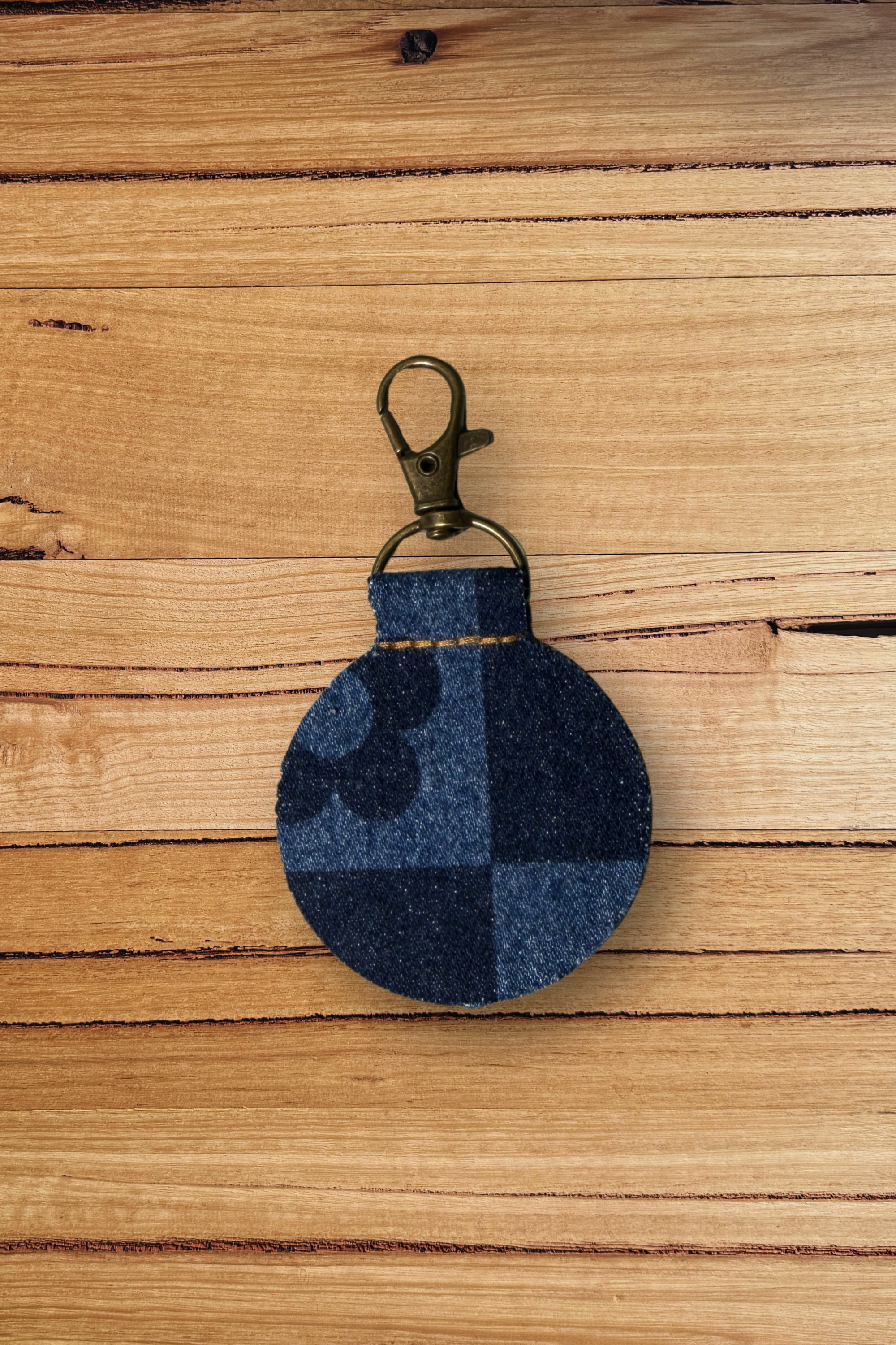 Circle Tag - Large (Personalisation Required)