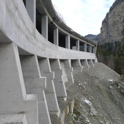 Pfyl Partner AG, Ingenieure Planer
Bauwerkserhaltung
H27, Lehnenbrücke und Galerie Val Funtana
Tiefbauamt Graubünden
