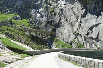 Pfyl Partner AG, Ingenieure Planer
Sicherung Portal Brüggwaldtunnel