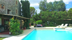 Piscine et sa terrasse