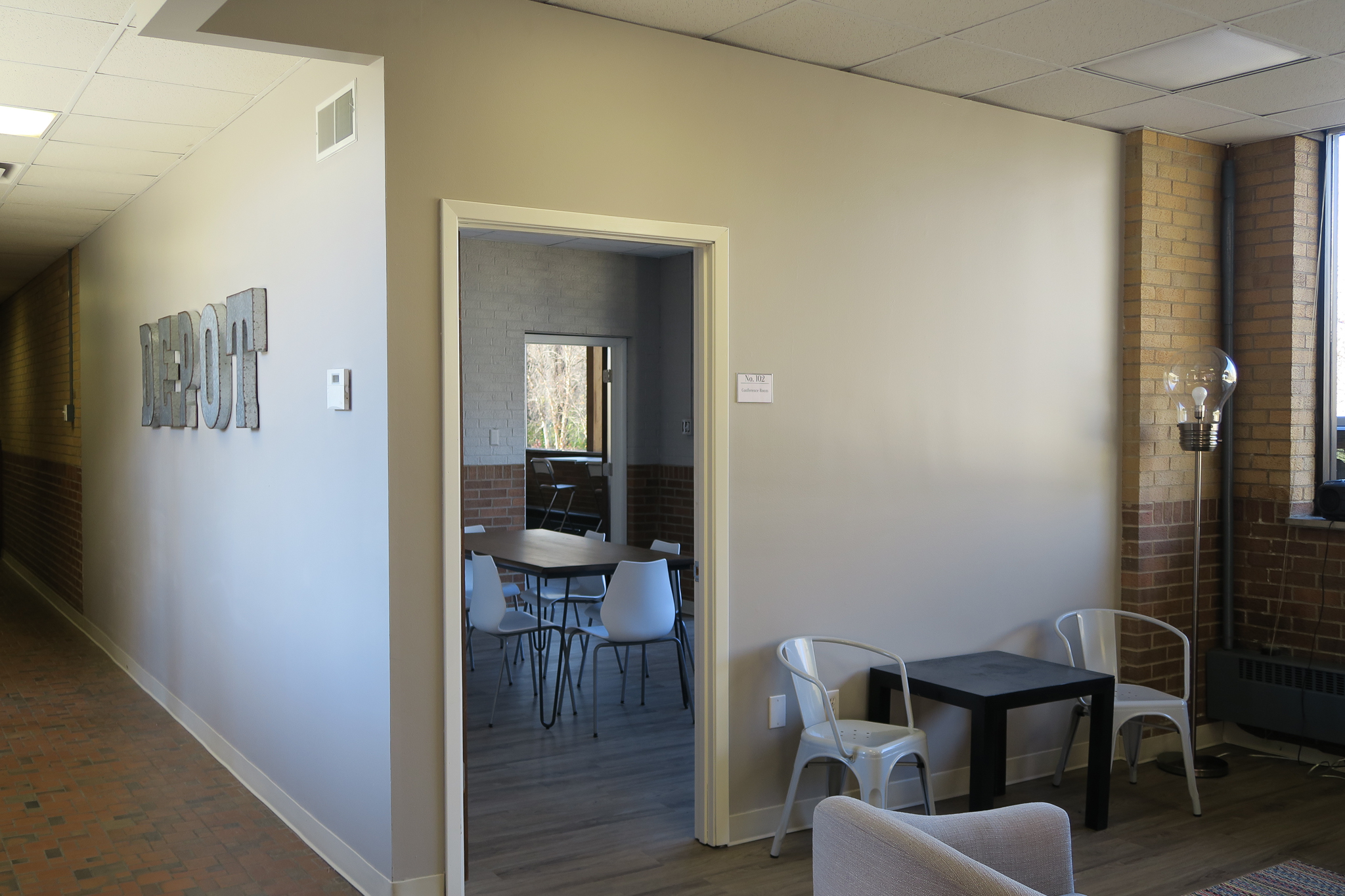 Downtown Des Moines Coworking Office Space