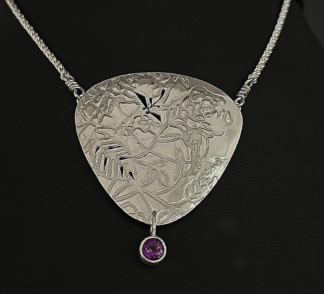 NECKLACE, STERLING SILVER/ROLLER PRINT DESIGN/5MM AMETHYST