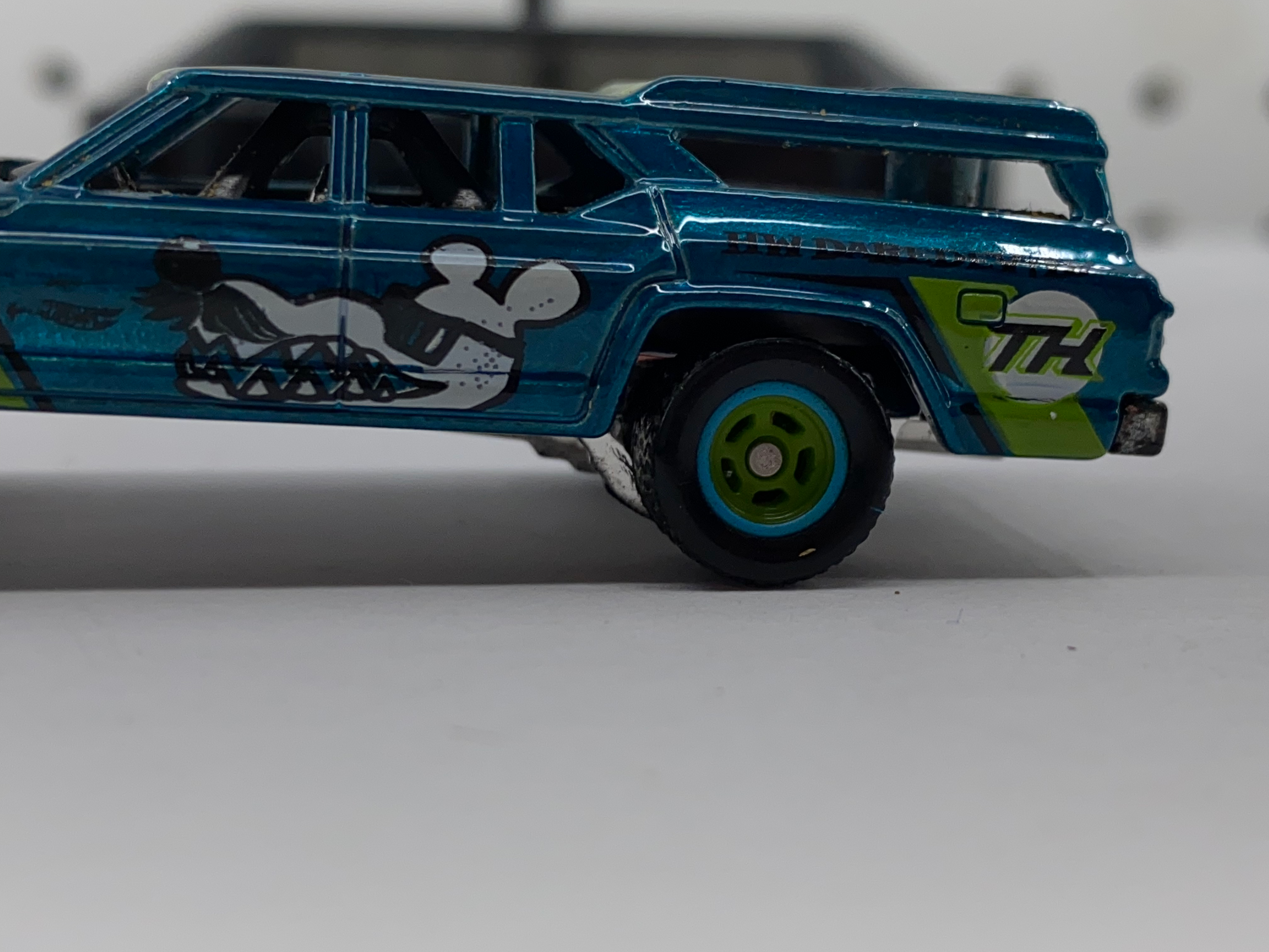 Hot Wheels Cruise Bruiser Super Treasure Hunt