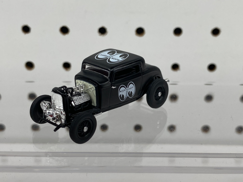 ミニカー 1:64 MOON 1956 Ford COE &amp; 1932 Ford 3 M2 Moon Equipped 1956 Ford COE & 1932 Ford 3-Window Coupe