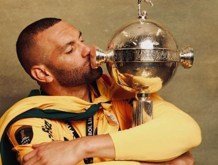 WEVERTON VIVE AUGE NA CARREIRA E LEMBRA TREINO DURANTE PAUSA DO FUTEBOL