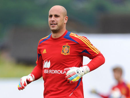 Goleiro da “Furia Roja” é denunciado por ligação com a máfia