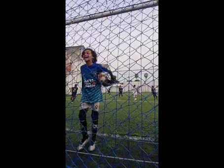 APÓS VIRALIZAR, GOLEIRO DE 10 ANOS GANHA VÍDEO DE JEFFERSON E SONHA JOGAR NO BOTAFOGO