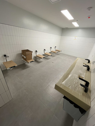 Women's Restroom.jpeg