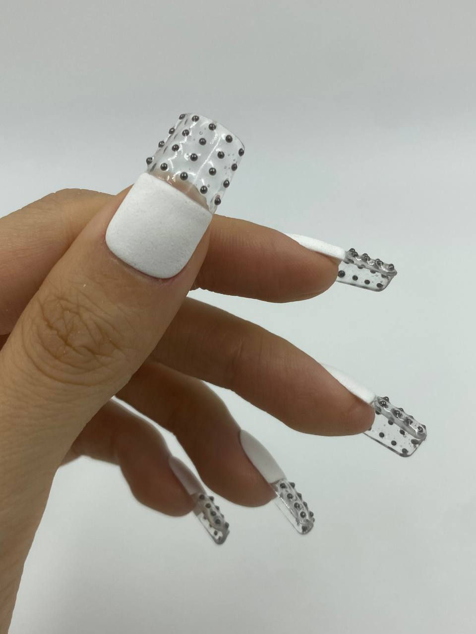 Miniatura: Studs French