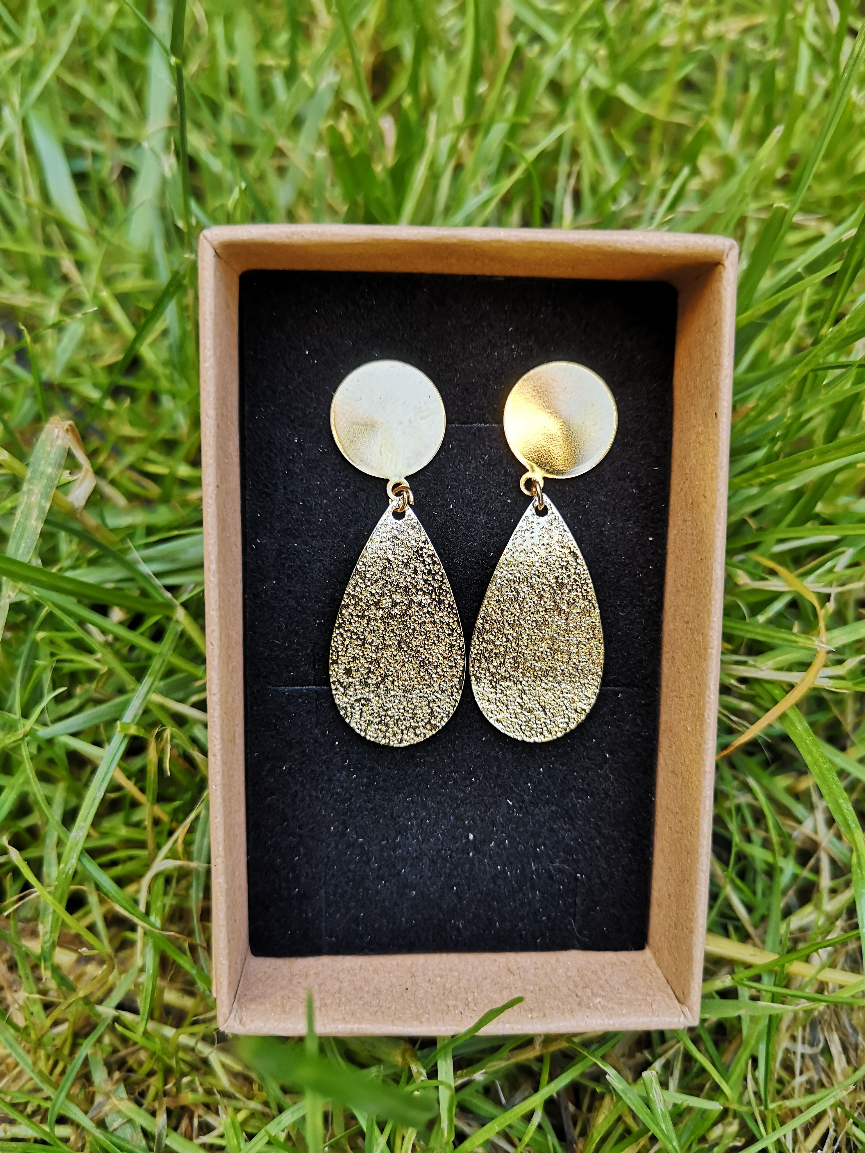 ~ Boucles d'oreilles Gouttes d'eau Dorées ~