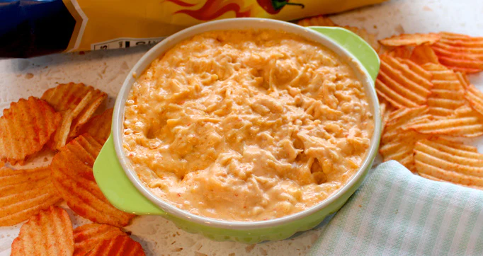 mikesells-buffalo-chicken-dip.webp