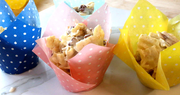 mikesells-white-chocolate-clusters.webp