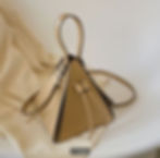 Women Solid Colour Triangle Crossbody Bag