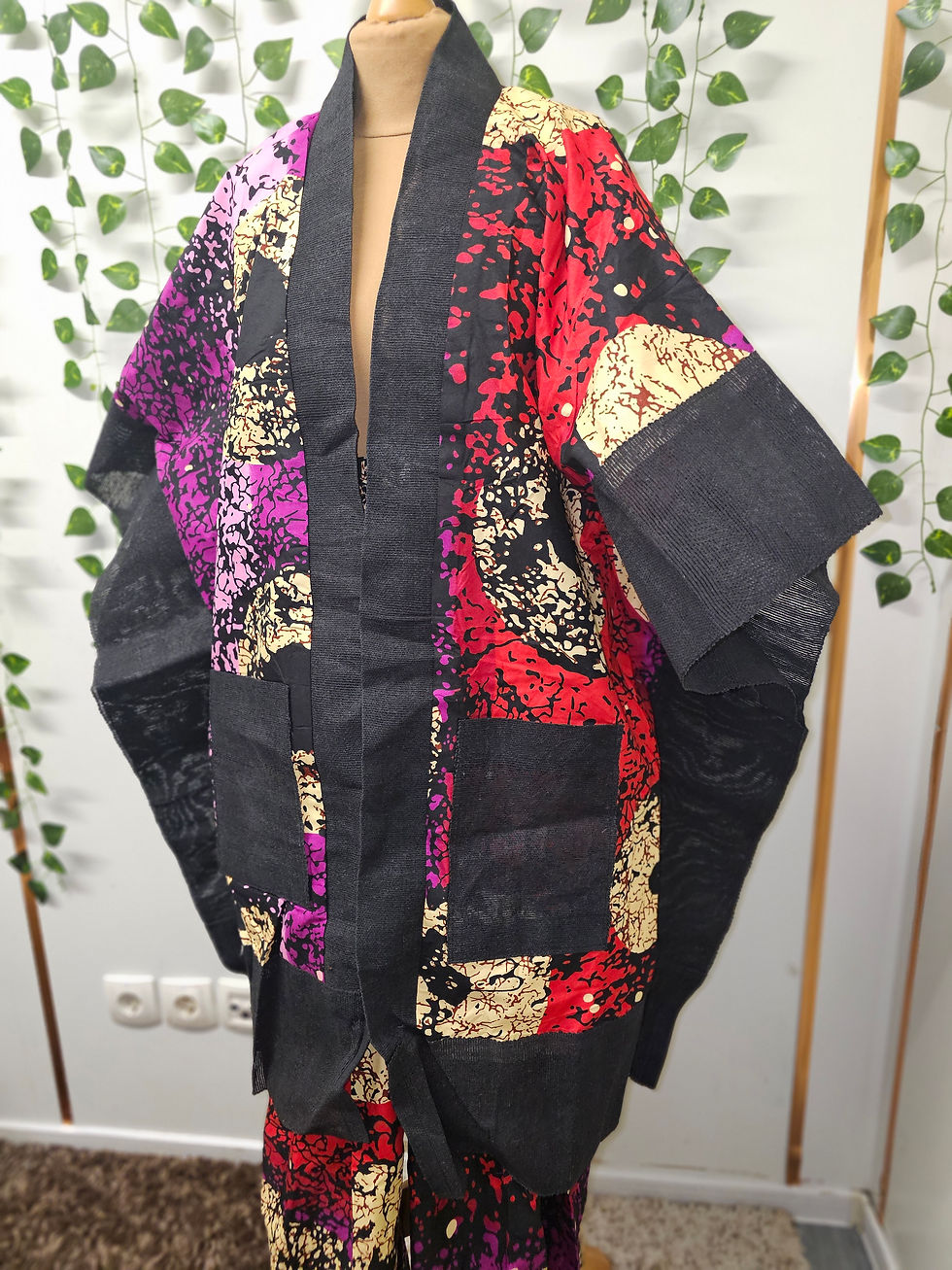 Miniature : black pattern 2 piece kimono set
