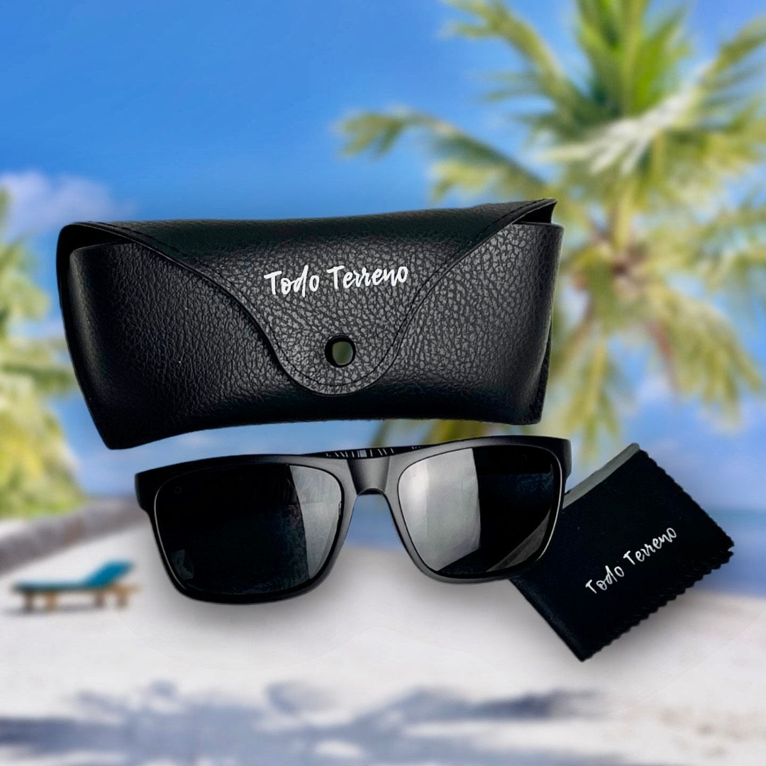 Classic style / Square Frame Sun Glasses