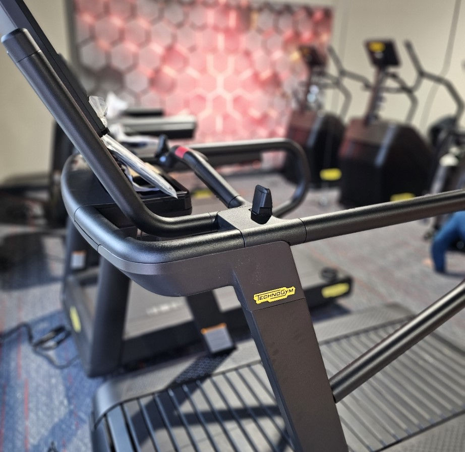 Technogym Skillrun at LevelUP 24/7 Smart Gym