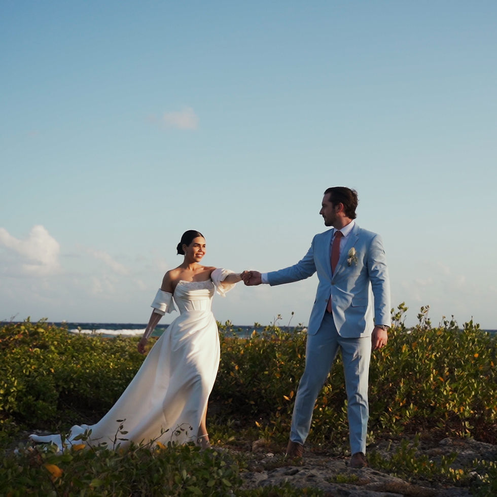 Why the low season might be a good option to get married?