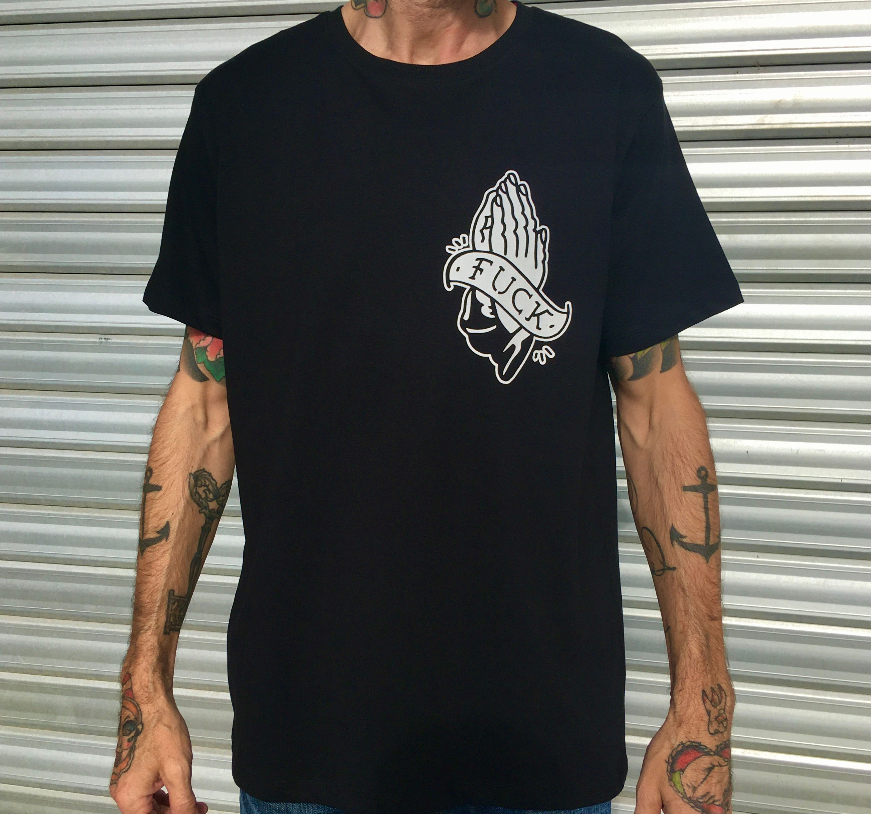 CAMPINKCOSMOS "PRAY"