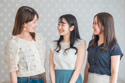 女性