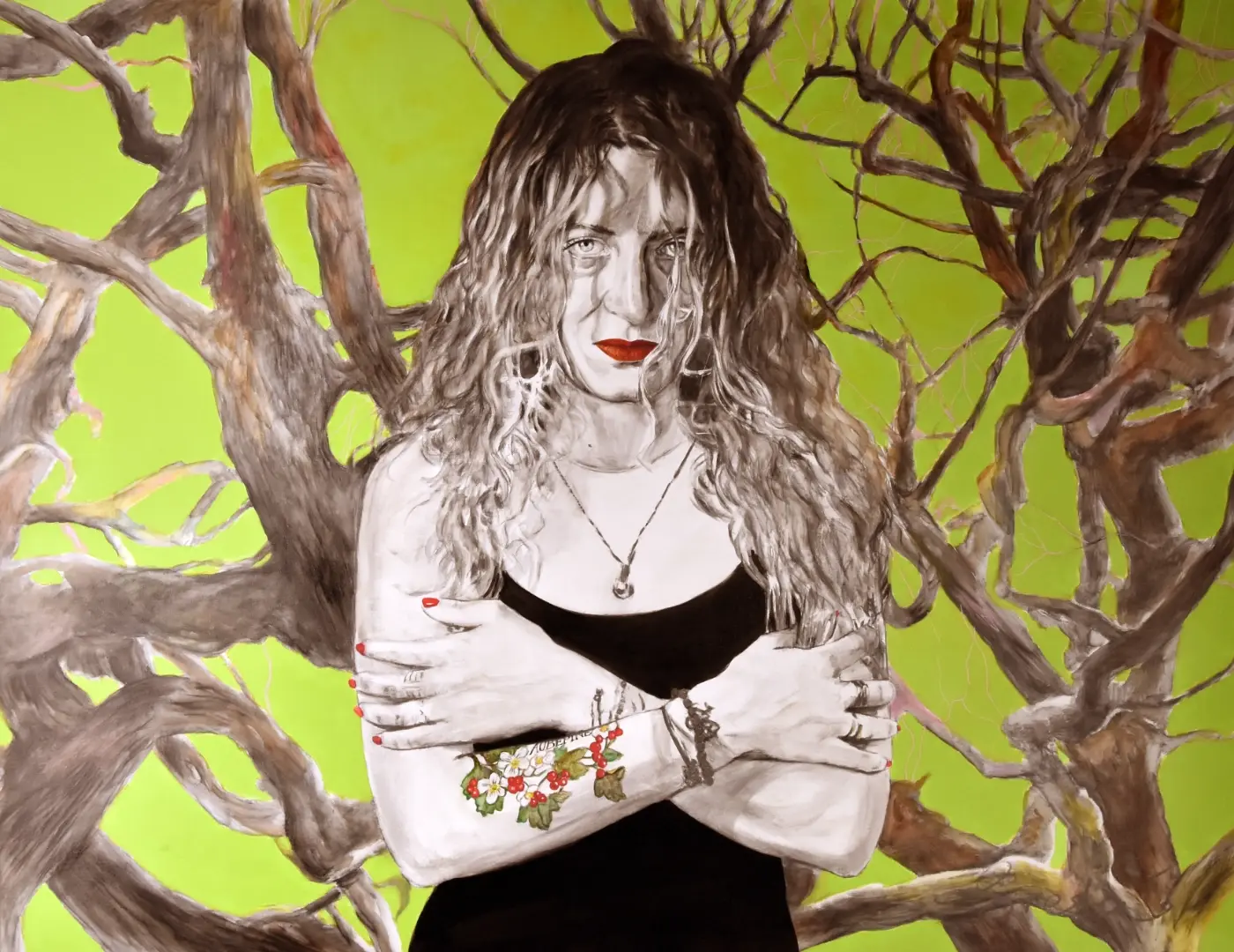 Portrait d'une femme aux longs cheveux, avec un fond d'arbre et Galerie Mourier