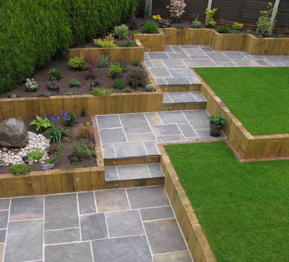 3 trucos infalibles para decorar un jardín en pendiente