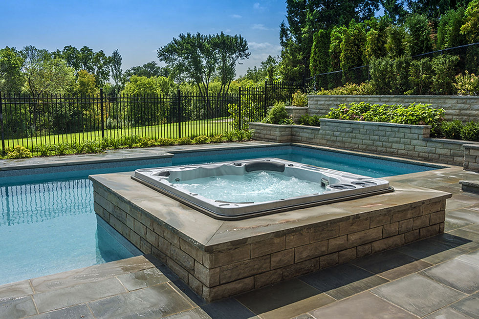 Jacuzzi como ampliación de la piscina
