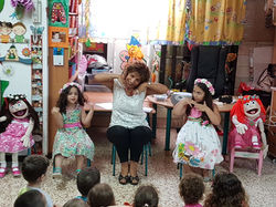 אושרה יצחקי כותבת ויוצרת לילדים