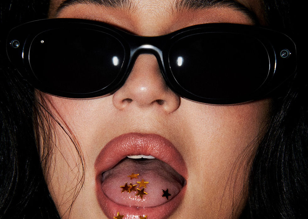 Kylie jenner meta glasses