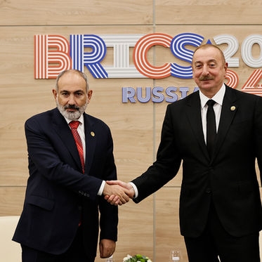 Pashinyan and Aliyev Meet at BRICS Summit in Russia To Discuss Peace Agenda