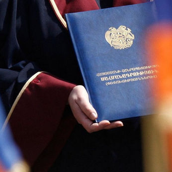 Armenia’s Draft Constitution Expected Within Weeks as Azerbaijan Renews Demands for Changes