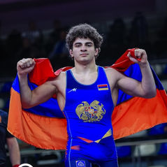 Armenian Wrestler Vahe Hoveyan Wins European U17 Gold in Just 32 Seconds