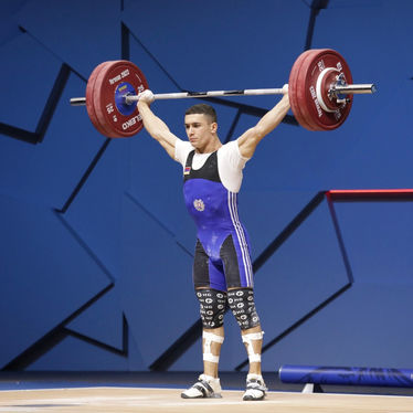 Gor Sahakyan Wins Silver at the European Weightlifting Championships