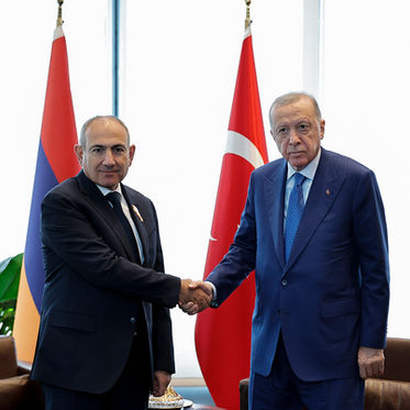 Pashinyan and Erdogan Meet in New York to Discuss Reopening Trade Links