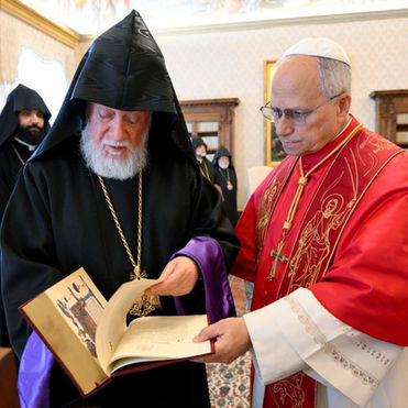 Armenian Catholicos Aram I Meets Pope Leo XIV at Vatican, Raises Artsakh Return, Armenian POWs and Christian Unity