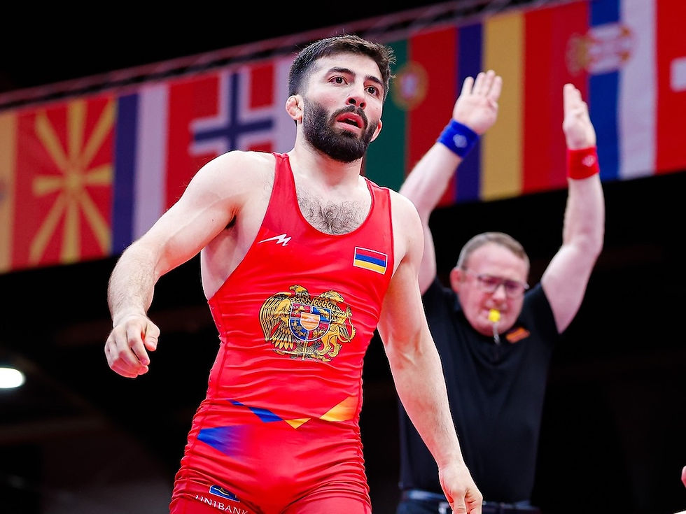 Armenia’s Karen Aslanyan Becomes World Champion After Defeating Azerbaijani Wrestler